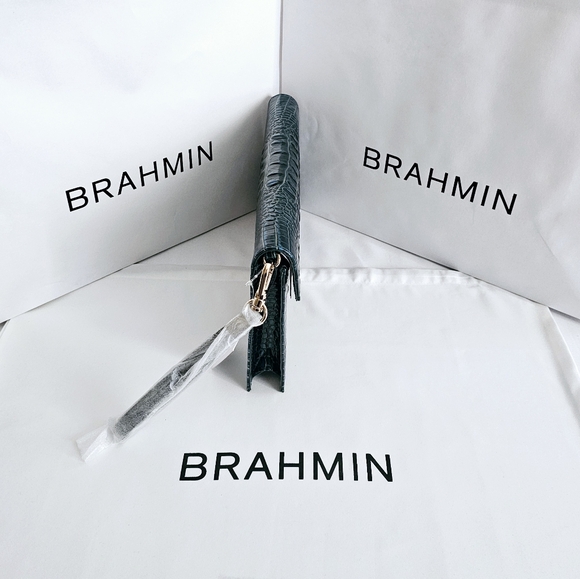 NWT Brahmin ZESTY GREEN Kaia Clutch w/Credit Card Wallet - Picture 4 of 16